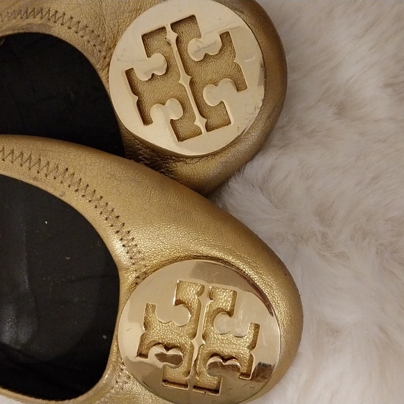 Tory Burch gold metallic flats - Picture 8 of 8